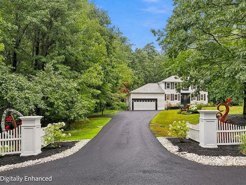 3 Aladdin Rd, Windham, NH, 03087-1300 | Card Image