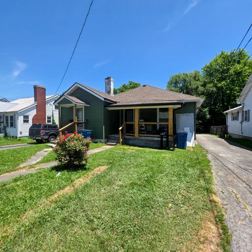 318 Harding St, Danville, KY, 40422-1265 | Card Image