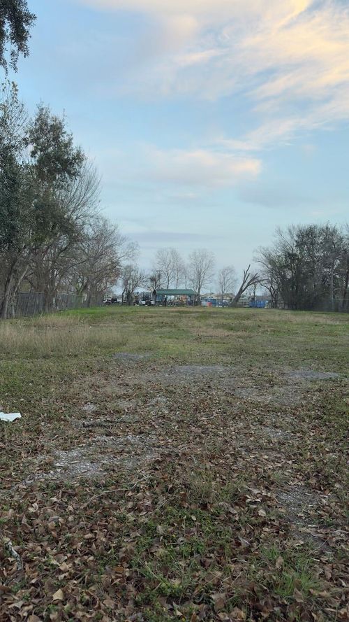 1031 Niagara St, Houston, TX, 77051-1705 | Card Image