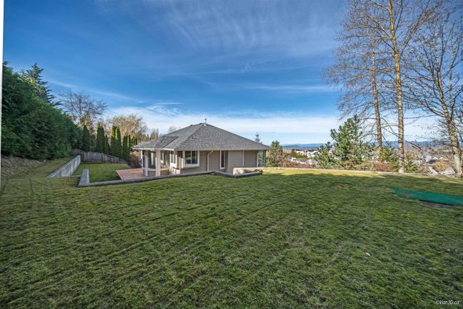 3588 Mckinley Drive, House other with 3 bedrooms, 3 bathrooms and 2 parking in Abbotsford BC | Image 26