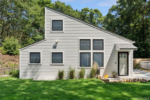 38-356 Oakleigh Avenue, Riverhead, NY, 11933 | Card Image