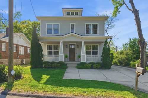 98 44th Ave N, Nashville, TN, 37209-4728 | Card Image