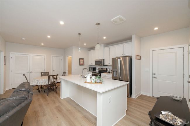 UNIT-304 - 6601 Citory Way, Condo with 2 bedrooms, 2 bathrooms and null parking in Moseley VA | Image 4