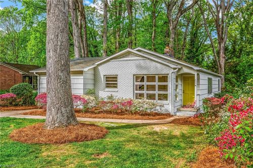 408 Burkewood Dr, Winston-Salem, NC, 27104-3943 | Card Image