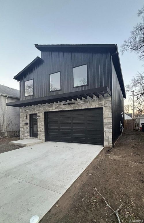 728 E Meyers Avenue, Hazel Park, MI, 48030 | Card Image