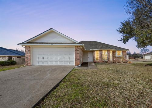 201 Cheyenne Trail, Alvarado, TX, 76009 | Card Image