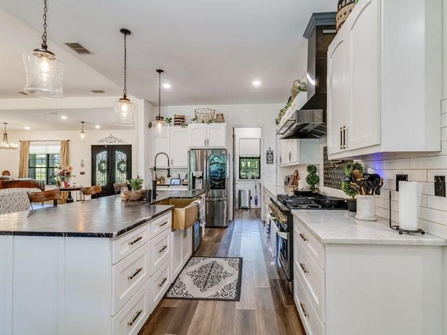 655 An County Road 403, Home with 3 bedrooms, 3 bathrooms and 3 parking in Palestine TX | Image 22