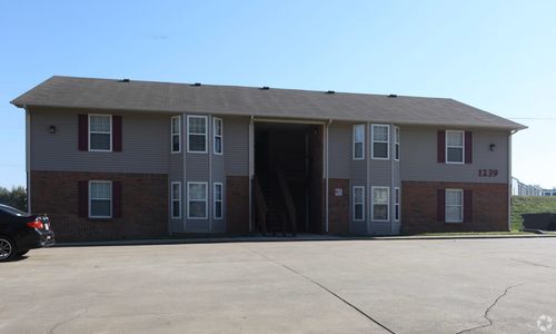 b-1208 Parkway Pl, Clarksville, TN, 37042-8485 | Card Image