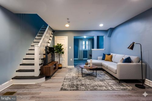 6746 Linmore Ave, PHILADELPHIA, PA, 19142-1807 | Card Image