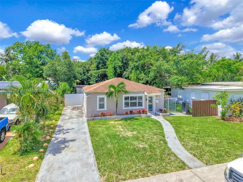 2318 Washington St, Hollywood, FL, 33020-5965 | Card Image