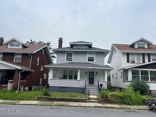 420 E Bell Ave, Altoona, PA, 16602-5206 | Card Image