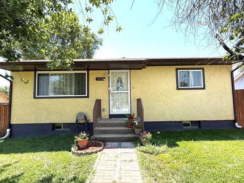 2408 W 15th St, Pueblo, CO, 81003-1132 | Card Image