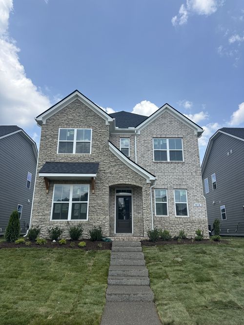 1018 Zane Dr, Mount Juliet, TN, 37122-4740 | Card Image