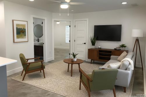 apt-5-423 W Woodlawn Ave, San Antonio, TX, 78212-3396 | Card Image