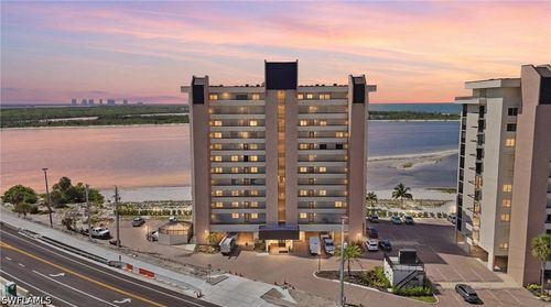 1002-8402 Estero Blvd, FORT MYERS BEACH, FL, 33931-5129 | Card Image