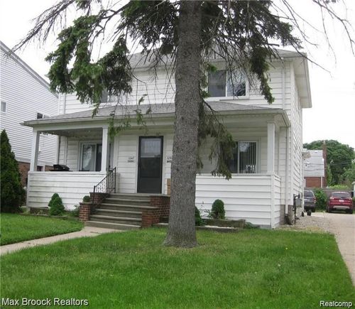 1247 Franklin Rd, Berkley, MI, 48072-2115 | Card Image
