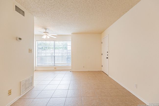 10563 Starcrest Dr, Home with 2 bedrooms, 1 bathrooms and null parking in San Antonio TX | Image 10