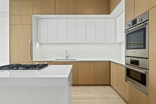 unit-2103-313 W 17th St, Austin, TX, 78701-1296 | Card Image