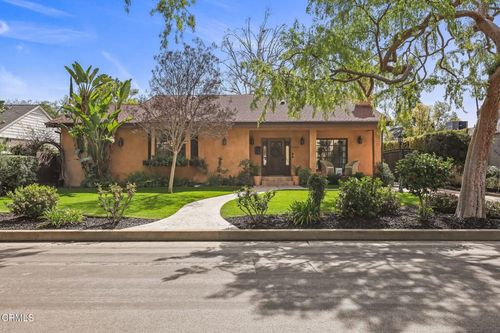 12244 Tiara St, Valley Village, CA, 91607 | Card Image