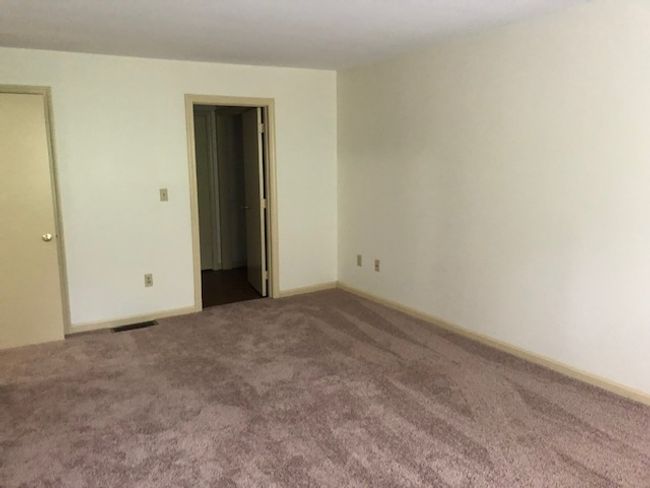 APT-206 - 7 Railroad Ave, Condo with 2 bedrooms, 1 bathrooms and null parking in Derry NH | Image 24