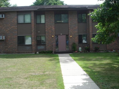 apt-5-761 S 9th St, Bird Island, MN, 55310-1180 | Card Image