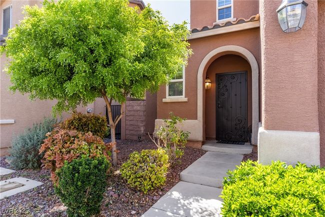 7237 Puddle Duck St, House other with 3 bedrooms, 3 bathrooms and null parking in Las Vegas NV | Image 6