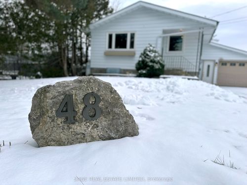 48 Queen St, Kawartha Lakes, ON, K0M1A0 | Card Image