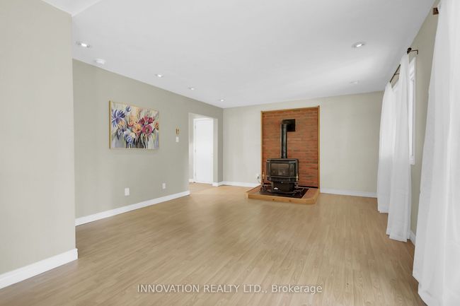 181 Baillie Ave, House other with 3 bedrooms, 3 bathrooms and 8 parking in Woodlawn ON | Image 22