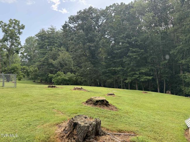 2818 Dungannon Rd, House other with 3 bedrooms, 2 bathrooms and null parking in Coeburn VA | Image 6