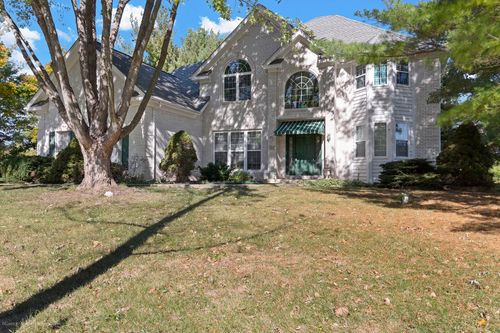 52 Oak Creek Dr, Yorkville, IL, 60560-9778 | Card Image