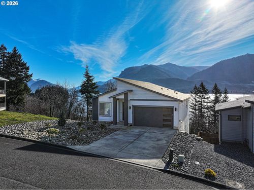 250 Ne Lower Basso Cir, Stevenson, WA, 98648-6671 | Card Image