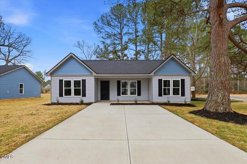 104 E Pope Avenue, Kenly, NC, 27542 | Card Image