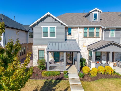 6449 Iron Horse Blvd, North Richland Hills, TX, 76180-6023 | Card Image