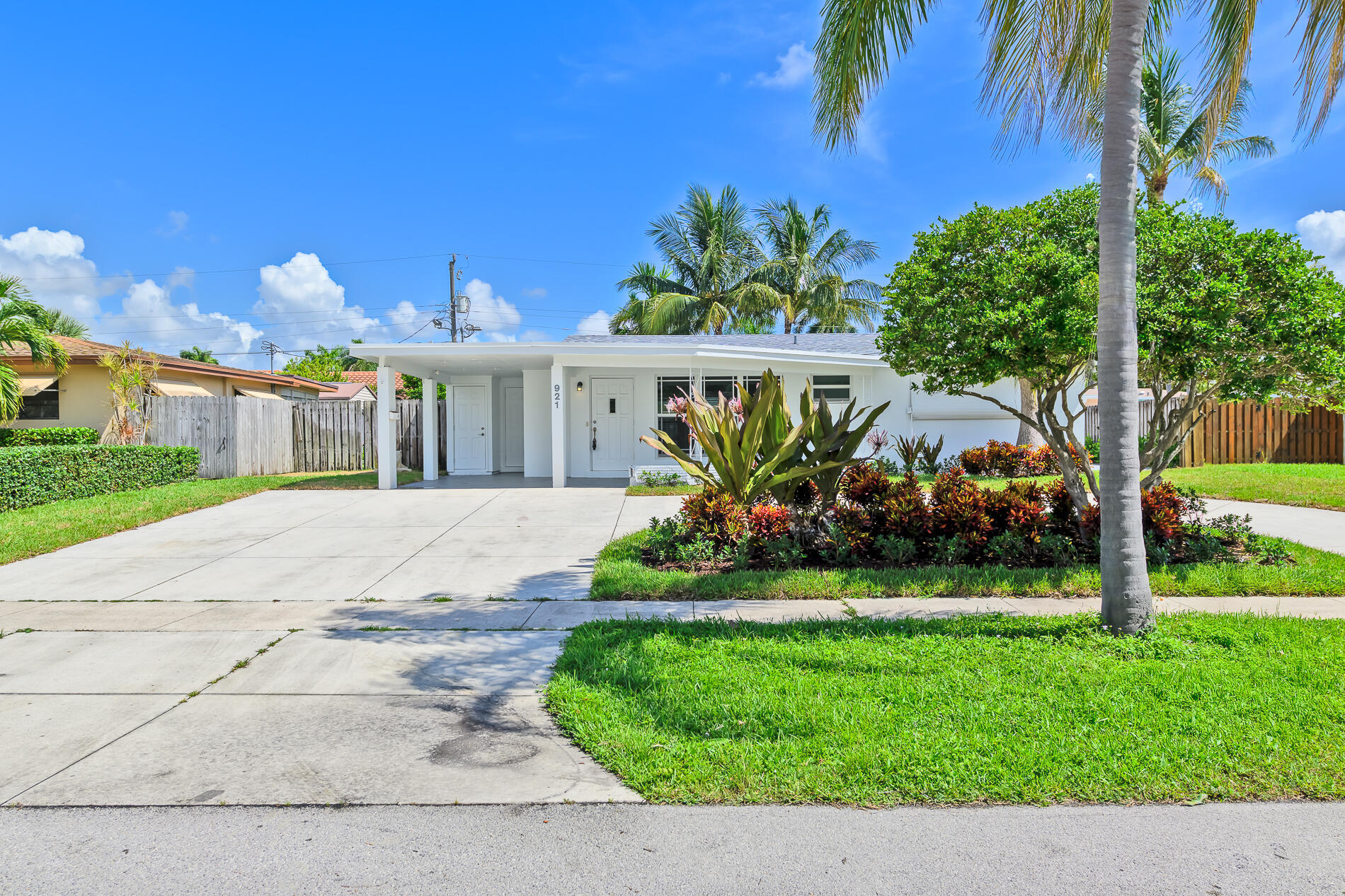 Residential Lease in Deerfield Beach 3