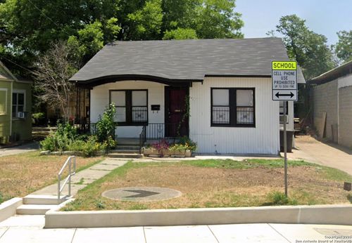 b-3916 S Presa St, San Antonio, TX, 78210-4836 | Card Image