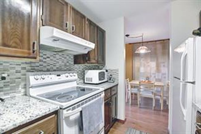 212 - 8604 48 Ave Nw, Condo with 2 bedrooms, 1 bathrooms and 1 parking in Calgary AB | Image 10
