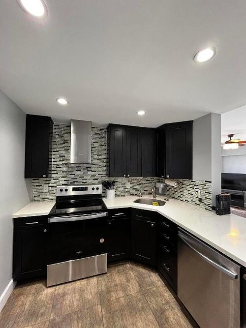 606-95 N Birch Rd, Fort Lauderdale, FL, 33304-4341 | Card Image