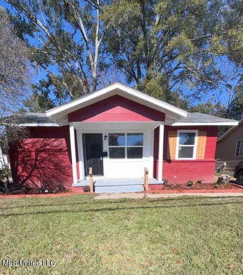 2020 W Ridgeway St, Jackson, MS, 39213-6453 | Card Image