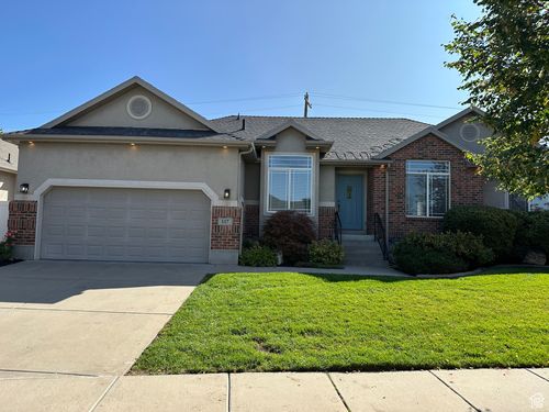 117 Cara Vella Ln, Centerville, UT, 84014-2819 | Card Image