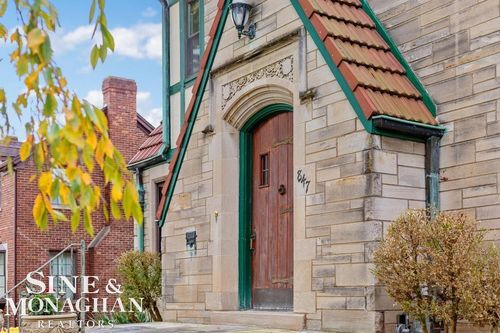 847 Barrington Rd, Grosse Pointe Park, MI, 48230-1726 | Card Image