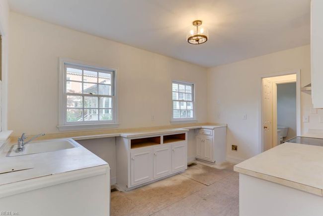 503 Newport Ave, House other with 5 bedrooms, 4 bathrooms and null parking in Williamsburg VA | Image 17