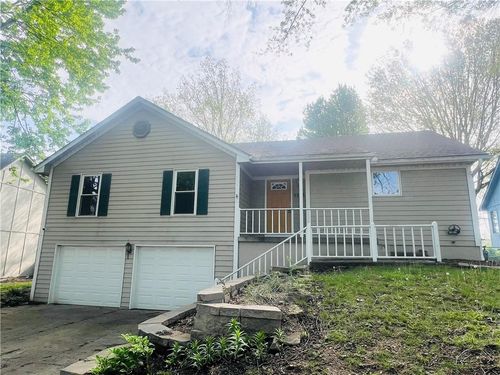 5821 Marion Ave, Kansas City, MO, 64133-7604 | Card Image