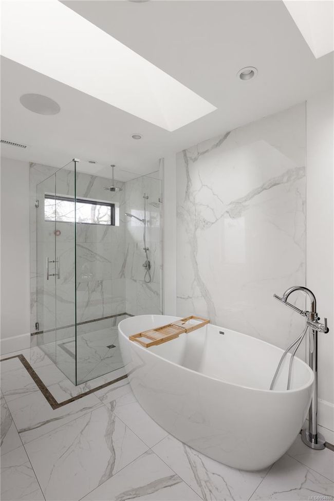 609 Oliver St, House other with 4 bedrooms, 4 bathrooms and 6 parking in Oak Bay BC | Image 29