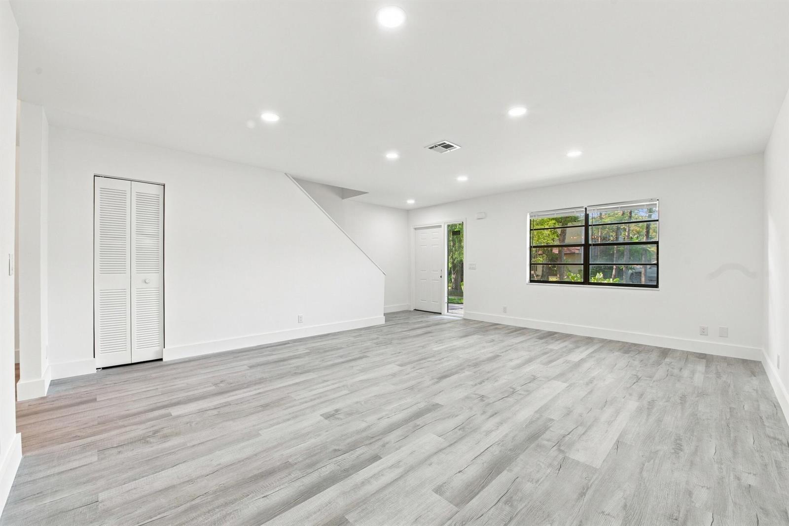 Residential in Deerfield Beach 5