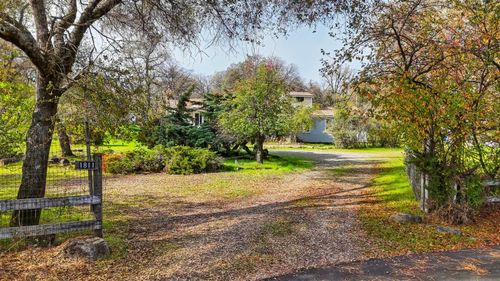 1811 Little Creek Road, Auburn, CA, 95602 | Card Image