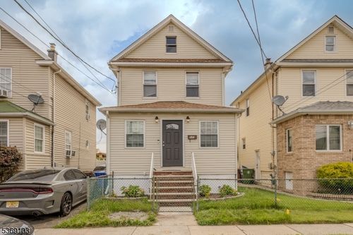 1-845 Mccandless Pl, Linden, NJ, 07036-1345 | Card Image