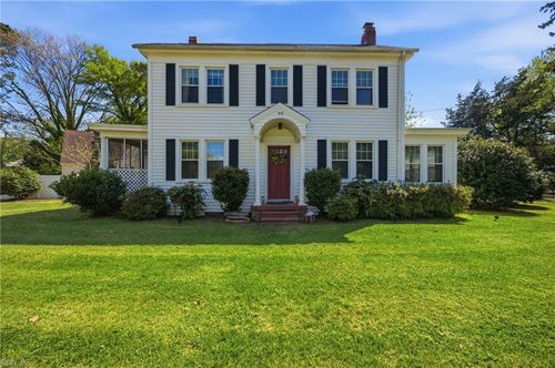 88 Aylwin Rd, Portsmouth, VA, 23702-2756 | Card Image