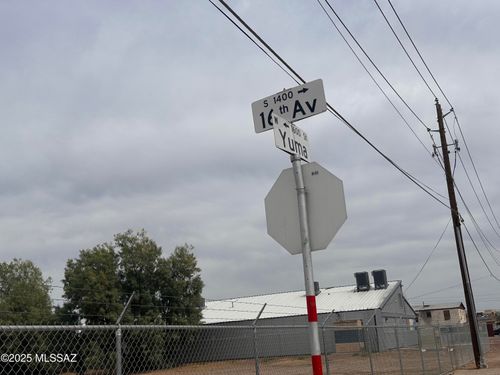 1239 S 16th Ave, Phoenix, AZ, 85007 | Card Image