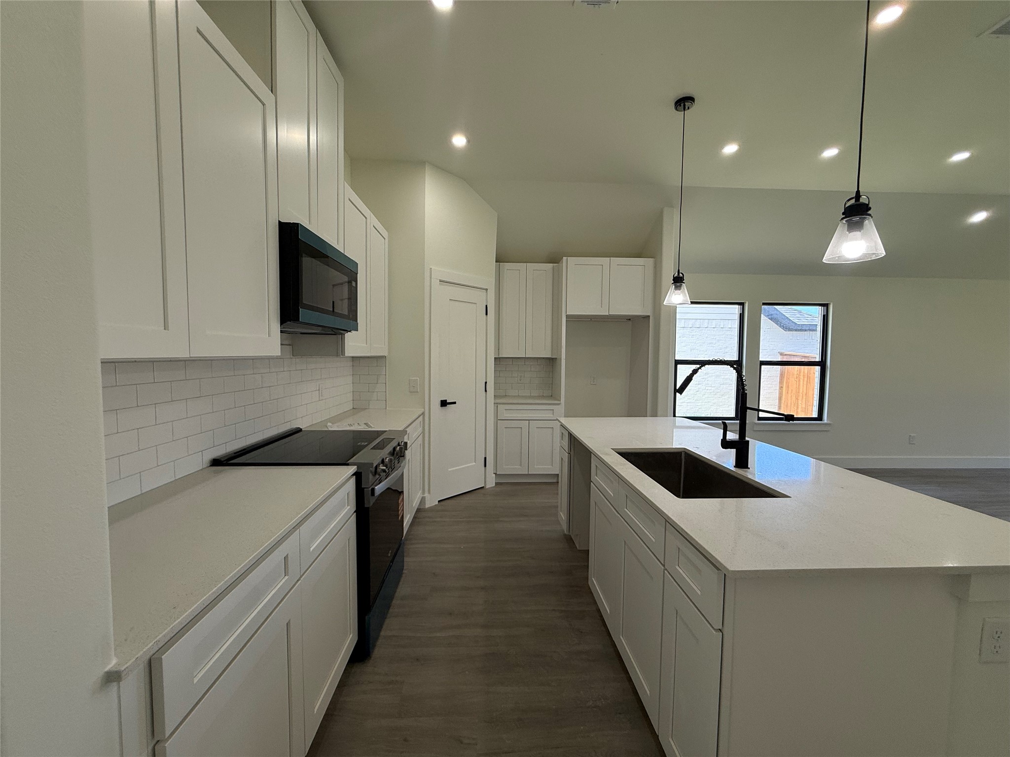 Residential in Godley 3