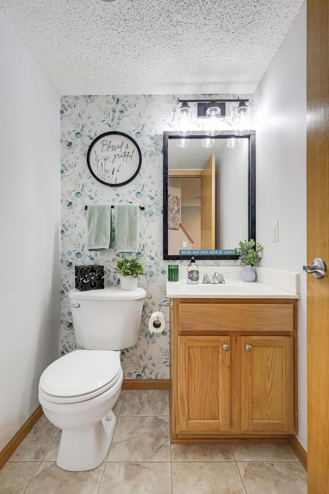 1704 Talon Trl, Townhouse with 3 bedrooms, 3 bathrooms and null parking in Eagan MN | Image 15